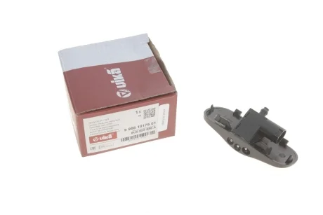 Форсунка омывателя стекла Audi Q3 11-18 (R) Vika 99551817501